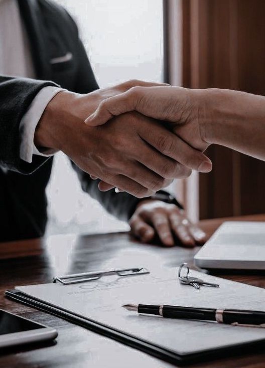 Abstrakte Darstellung eines neuronalen Netzwerks